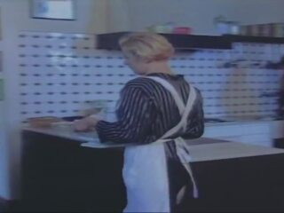 페넬로페 - una domestica particolare 1996 restored: 섹스 비디오 8 층