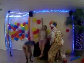 La pornstar comédie vidéo la pervy la clown montrer: xxx vidéo 10