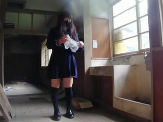 Murdar clamă masturbare în un abandoned școală honoka sengoku